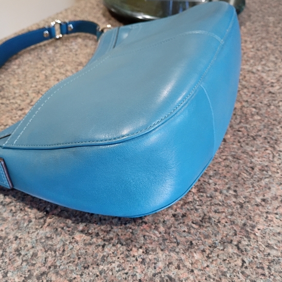 Coach Chelsea Hobo Bag F14014 - Picture 16 of 17